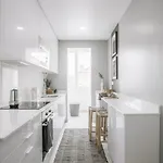 Ainhoa - 2 Bedrooms And Office In Alvalade 아파트